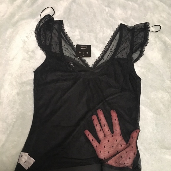 BNWT size small lace bodysuit - Picture 3 of 3